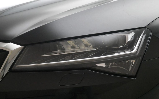 Skoda Superb cena 149899 przebieg: 73185, rok produkcji 2021 z Warszawa małe 562